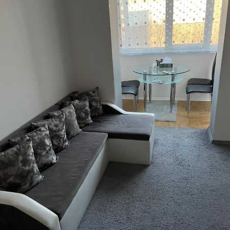 Cosy Central Apartment Varna Exterior photo